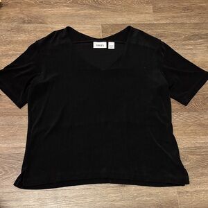 women’s chicos black top